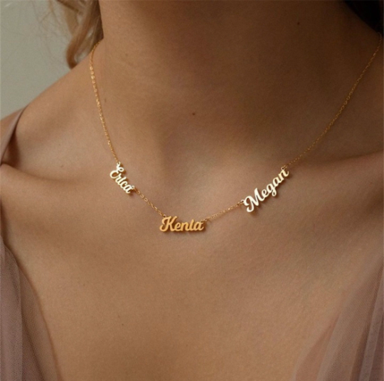 Multiple name necklace