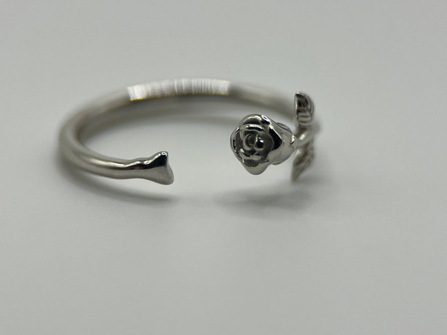Rose Ring in sterling silver, Flower Ring, Rose Rings for Women, Adjustable Ring, Leaf Ring, Rose Jewelry, dainty ring, Floral Ring