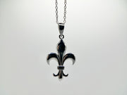 925 Silver Fleur de Lis Pendant// 925 Sterling Silver // Silver Fleur De Lise Pendant // French Arms Pendant